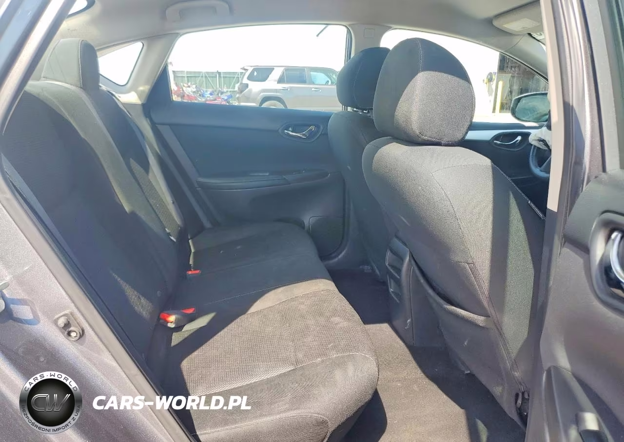 2019 Nissan Sentra S VIN:3N1AB7AP5KY342204 - 10