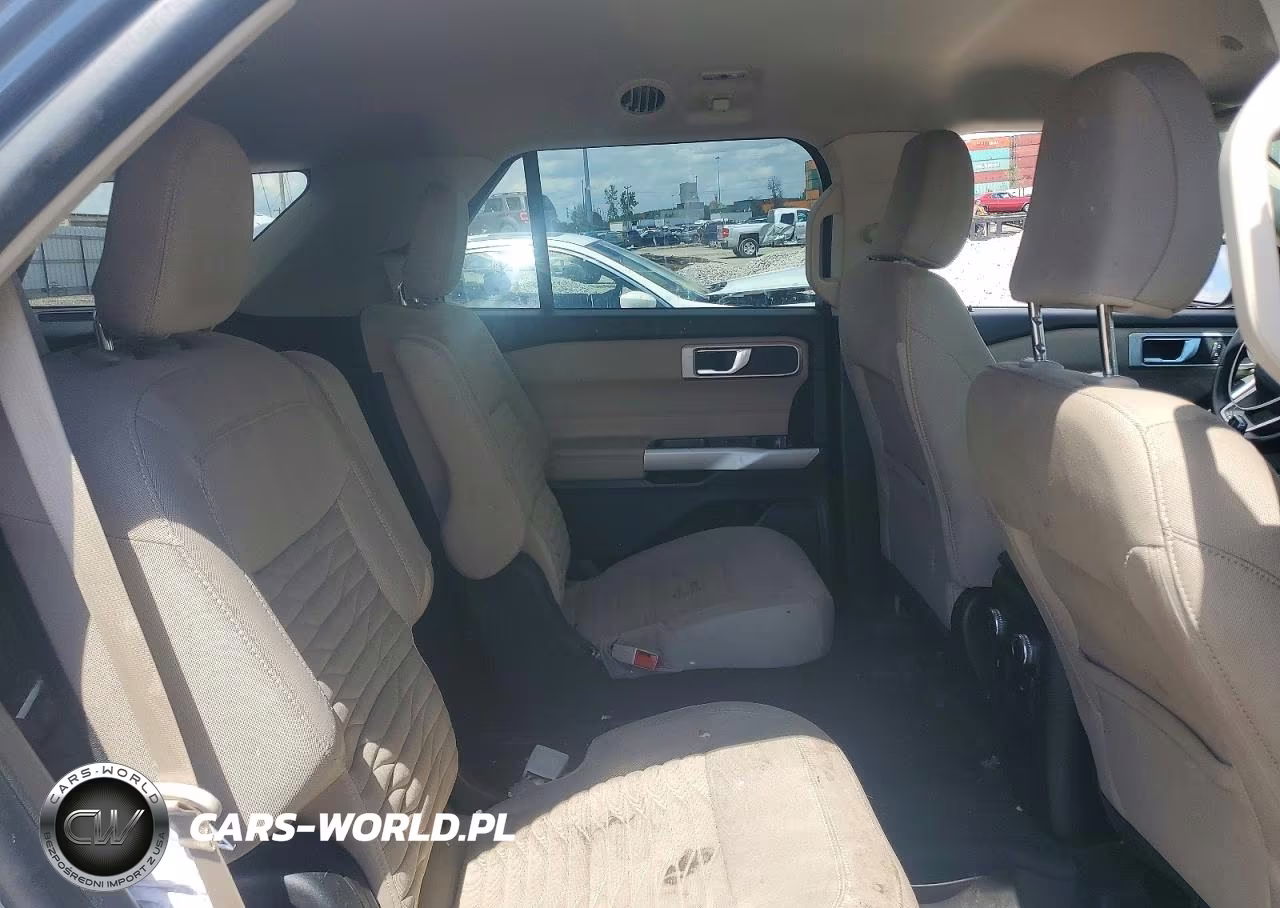 2021 Ford Explorer Xlt VIN:1FMSK8DH2MGA65670 - 11