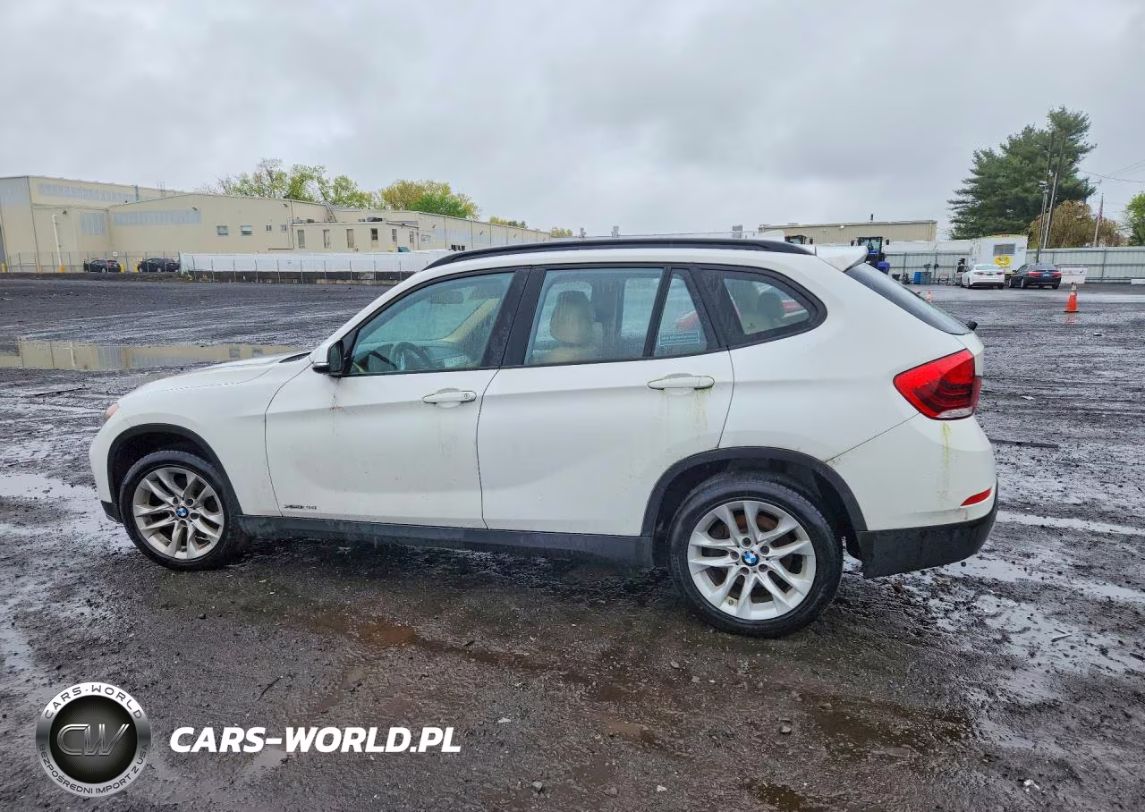 2015 BMW X1 xDrive28I VIN:WBAVL1C59FVY36800 - 2