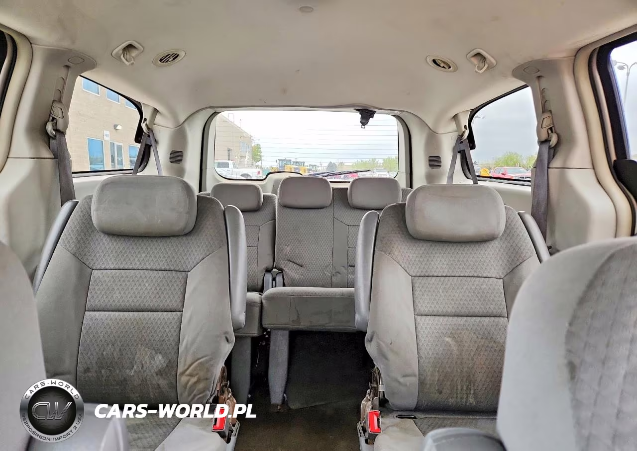2009 Chrysler Town & Country Lx VIN:2A8HR44E29R520718 - 10