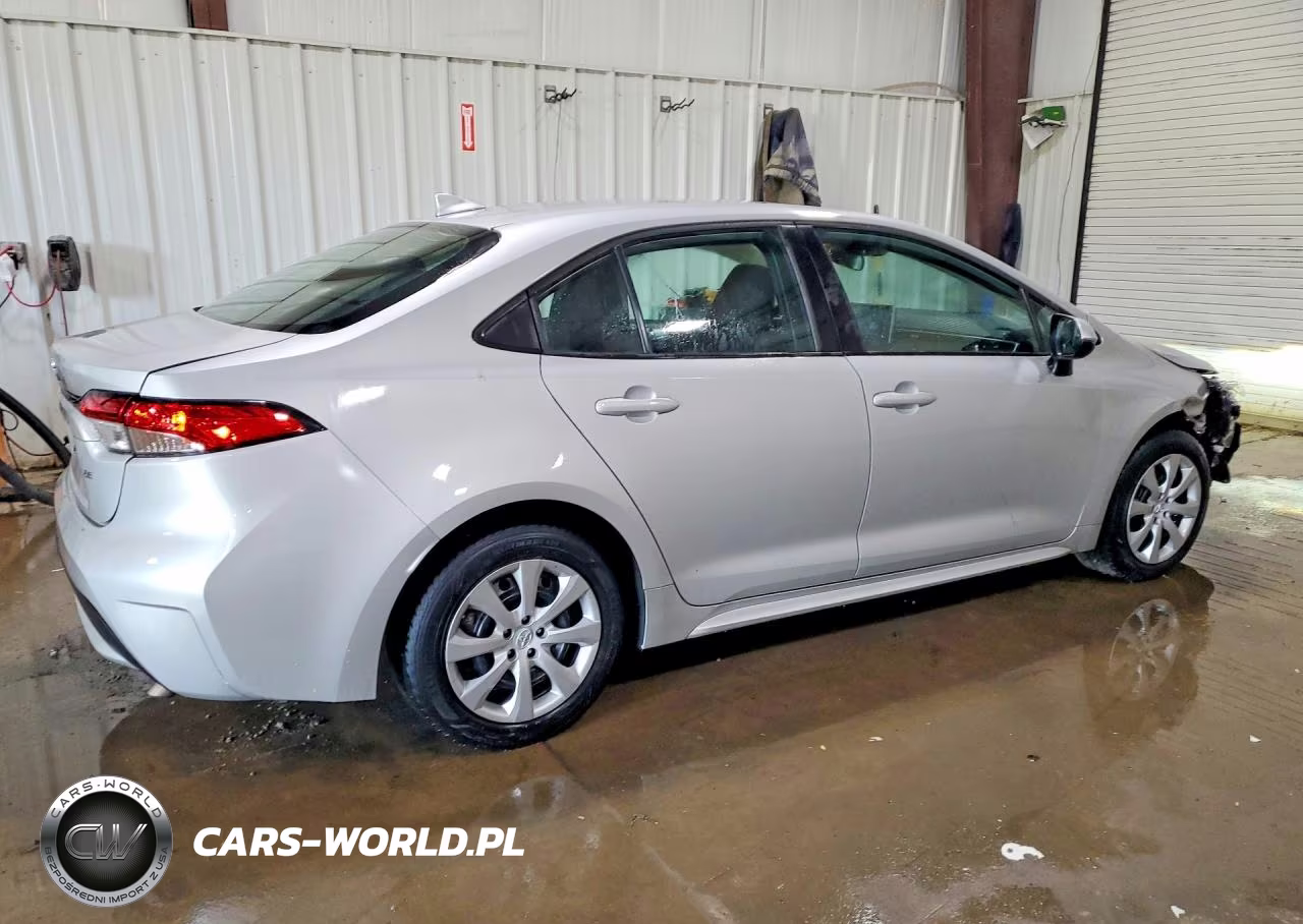 2021 Toyota Corolla Le VIN:5YFEPMAE2MP233585 - 3