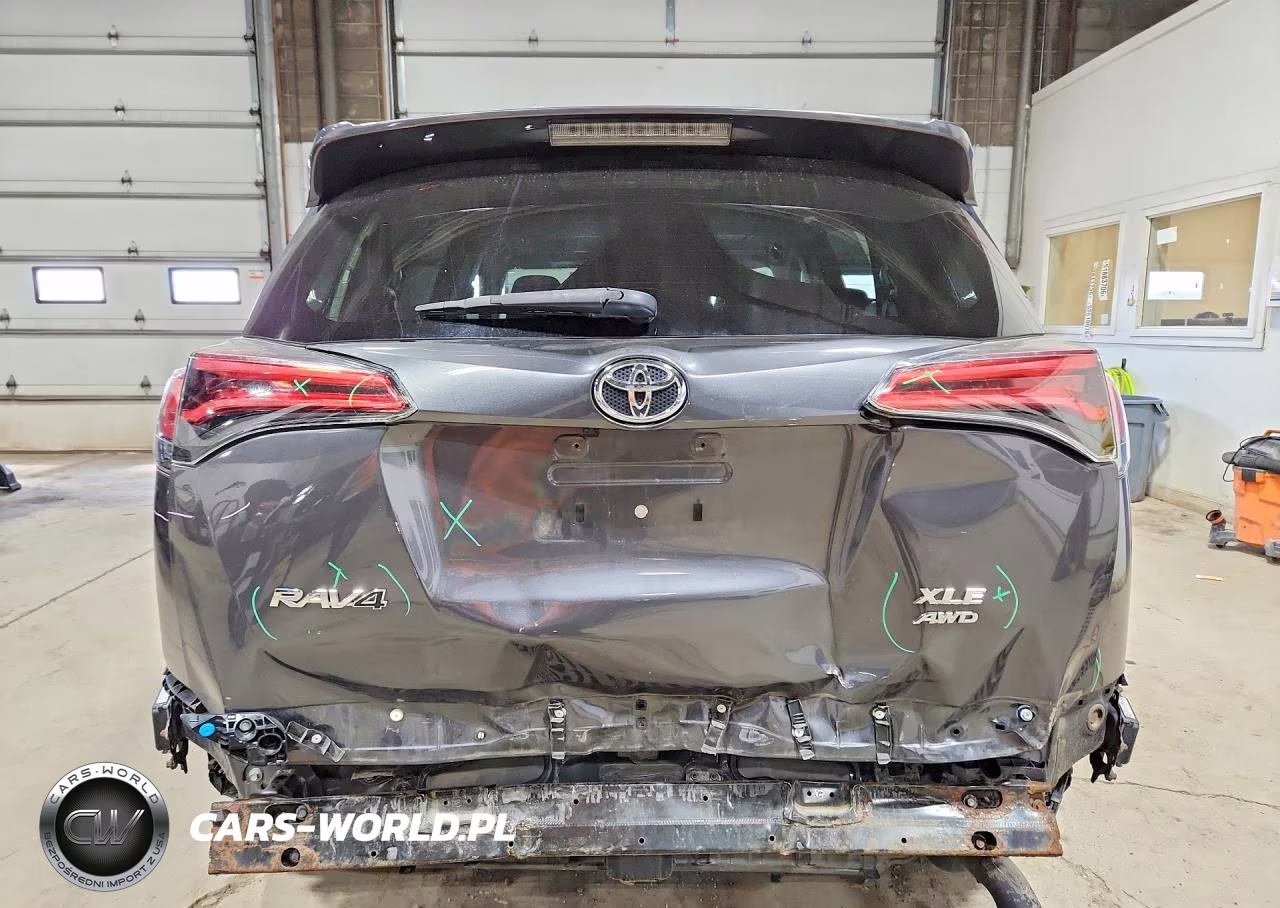 2018 Toyota Rav4 Xle VIN:2T3RFREV4JW747189 - 6