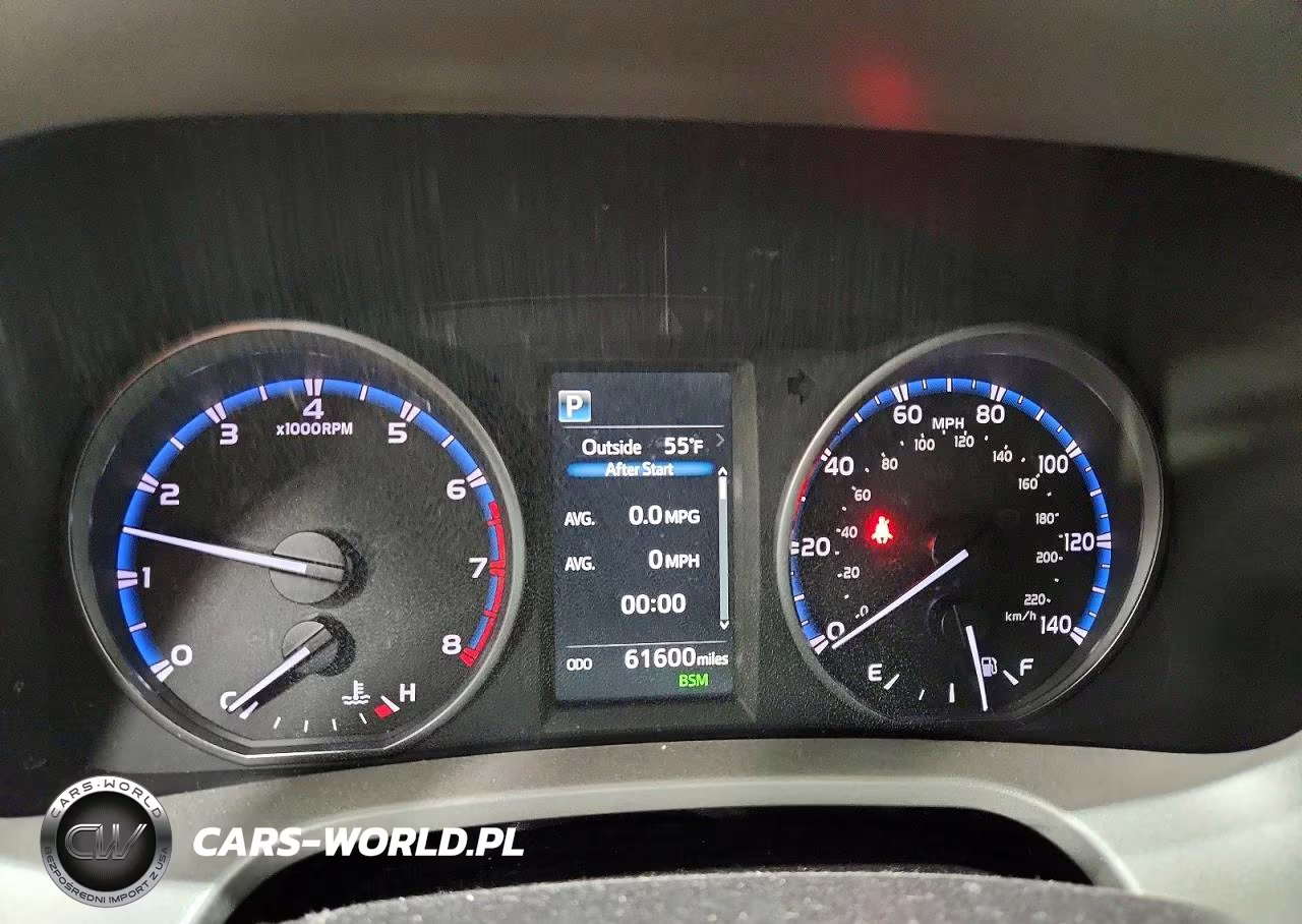 2018 Toyota Rav4 Xle VIN:2T3RFREV4JW747189 - 9