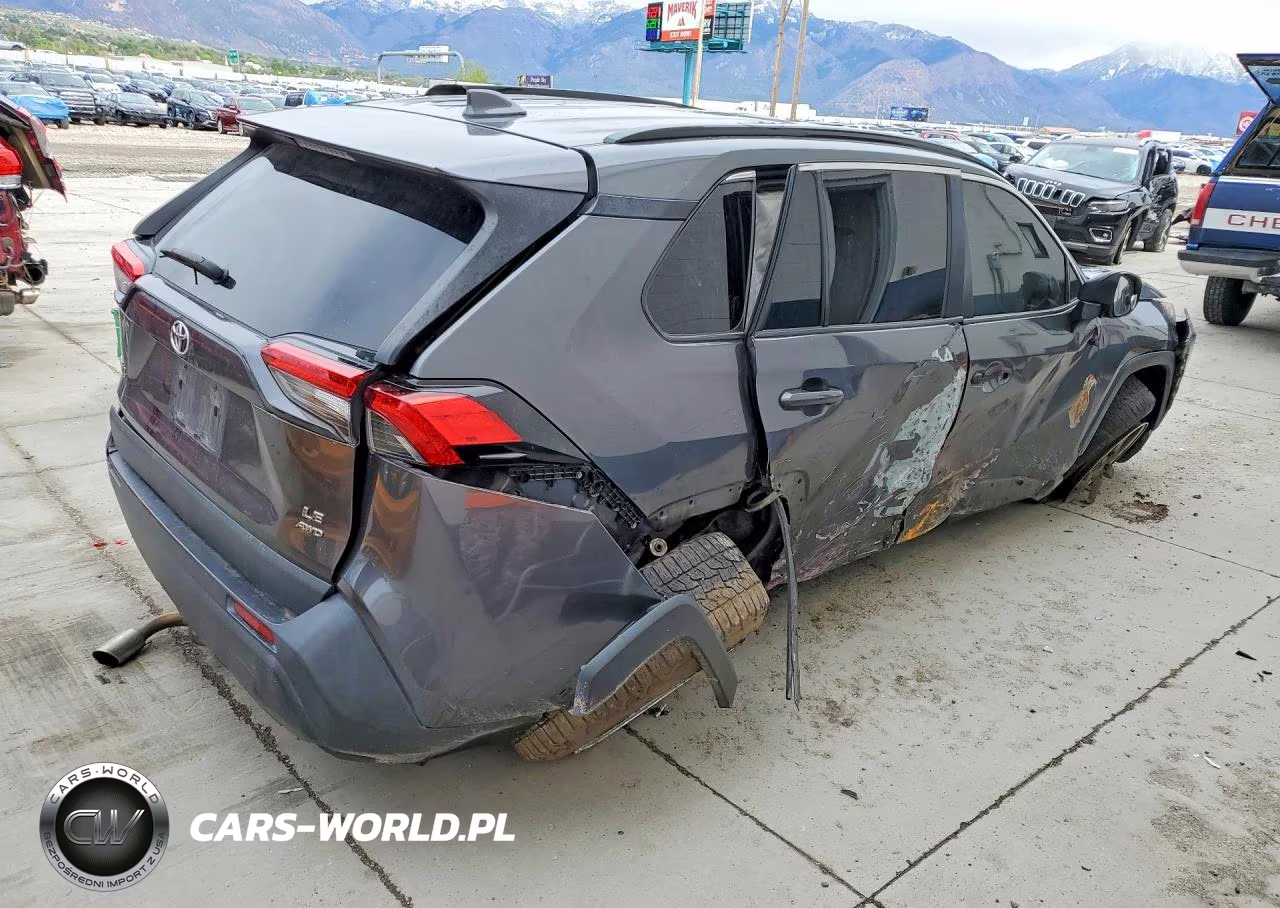2020 Toyota Rav4 VIN:2T3F1RFV6LC084843 - 3
