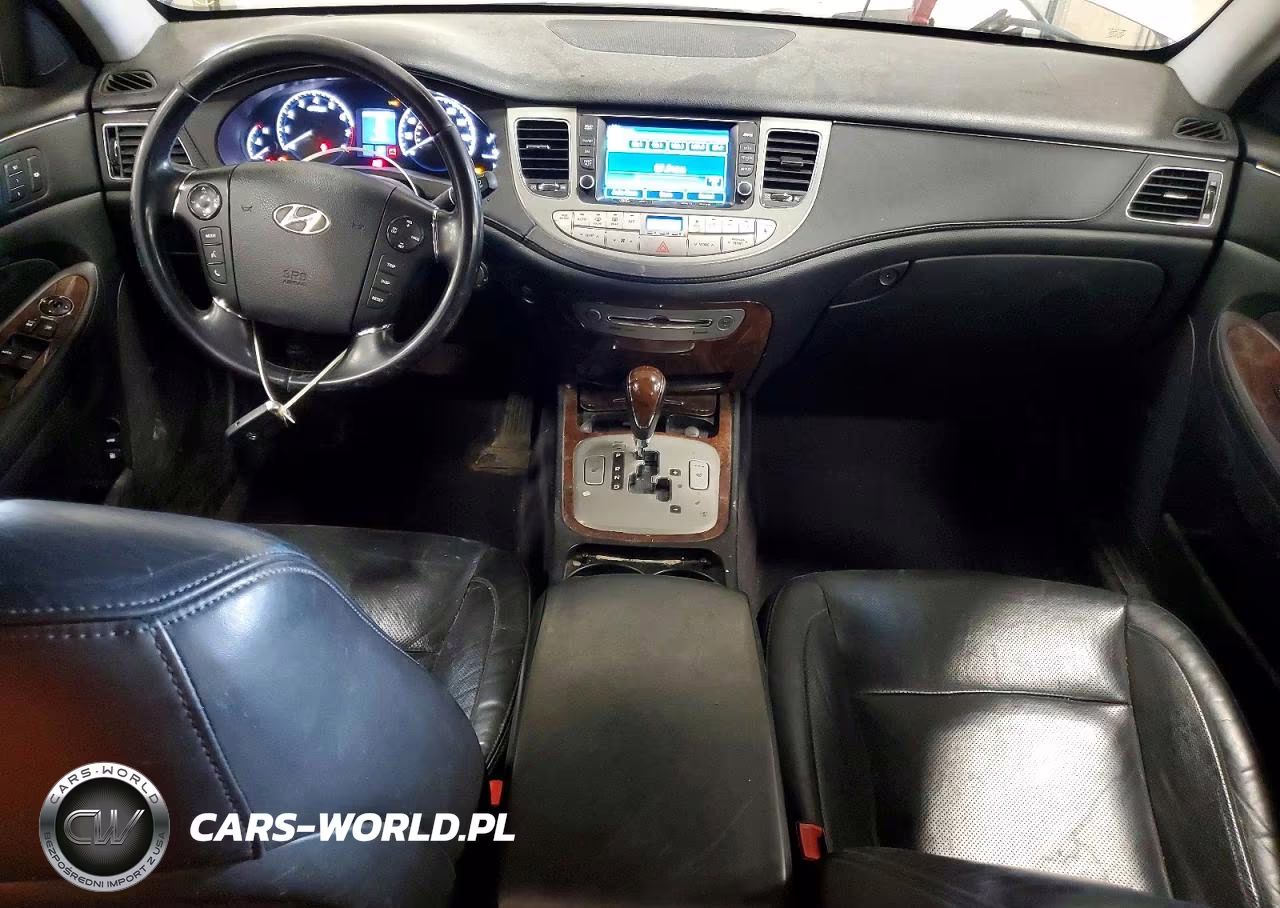 2011 Hyundai Genesis 3.8L VIN:KMHGC4DE4BU132382 - 8