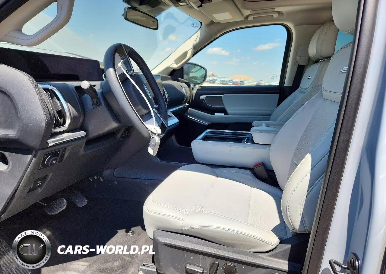 2025 Ford Expedition Max Platinum VIN:1FMJK1M85SEA29872 - 7