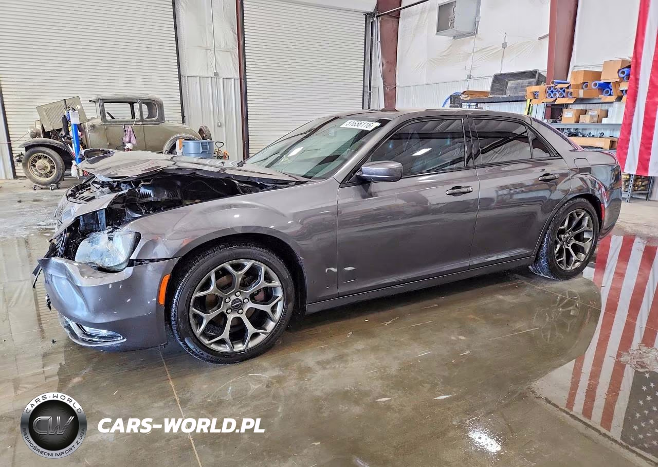 2018 Chrysler 300 S – zdjęcie 1 z 12