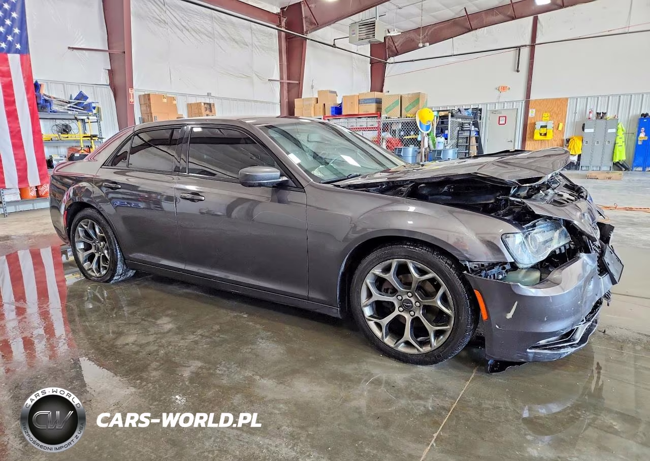 2018 Chrysler 300 S VIN:2C3CCABG2JH214445 - 4