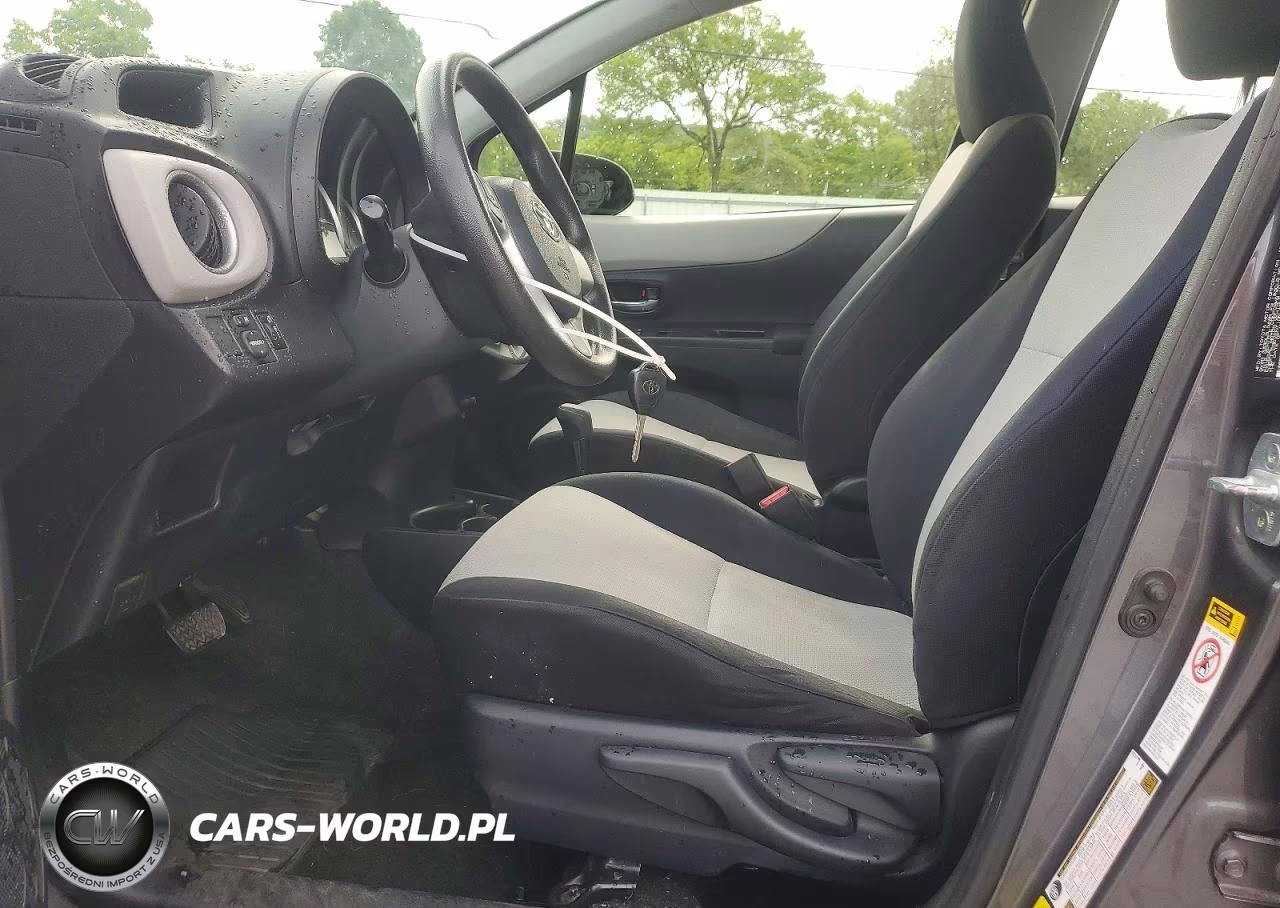 2013 Toyota Yaris 5-Door Le VIN:JTDKTUD37DD549219 - 7