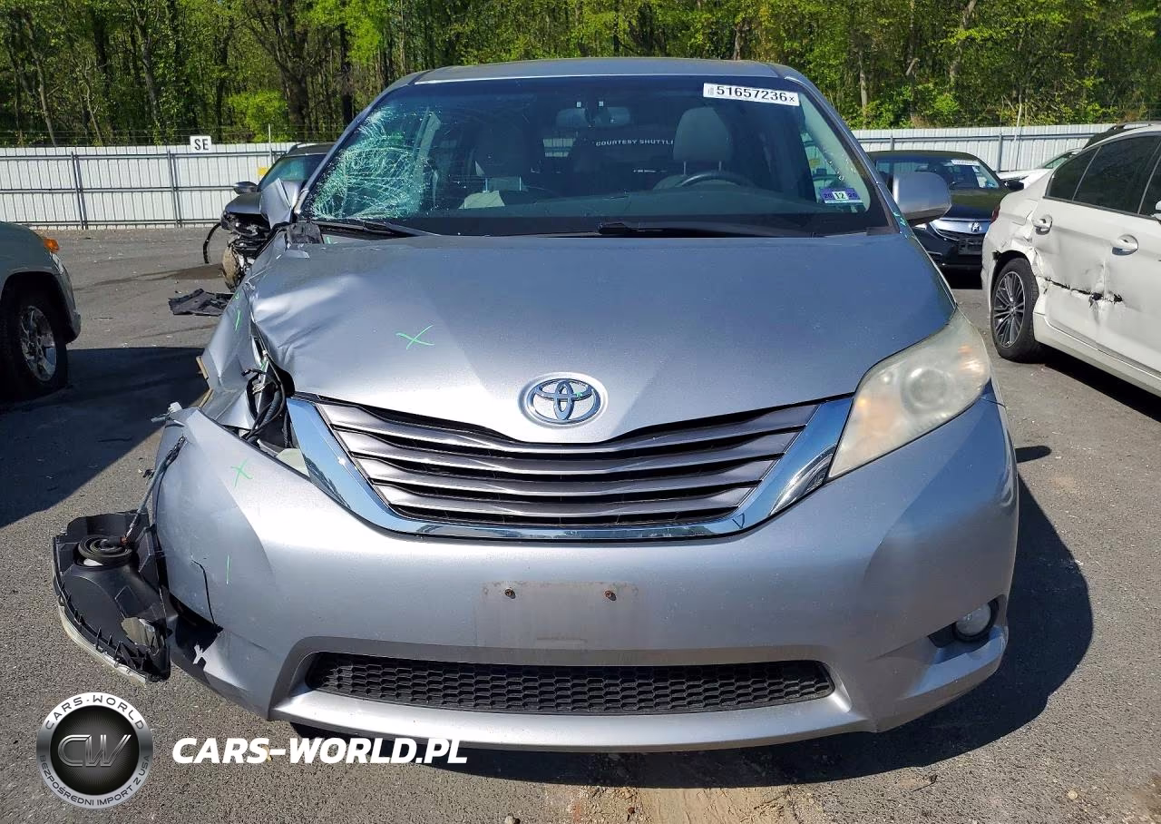 2017 Toyota Sienna Xle Premium 8-Passenger VIN:5TDYZ3DC2HS847870 - 5