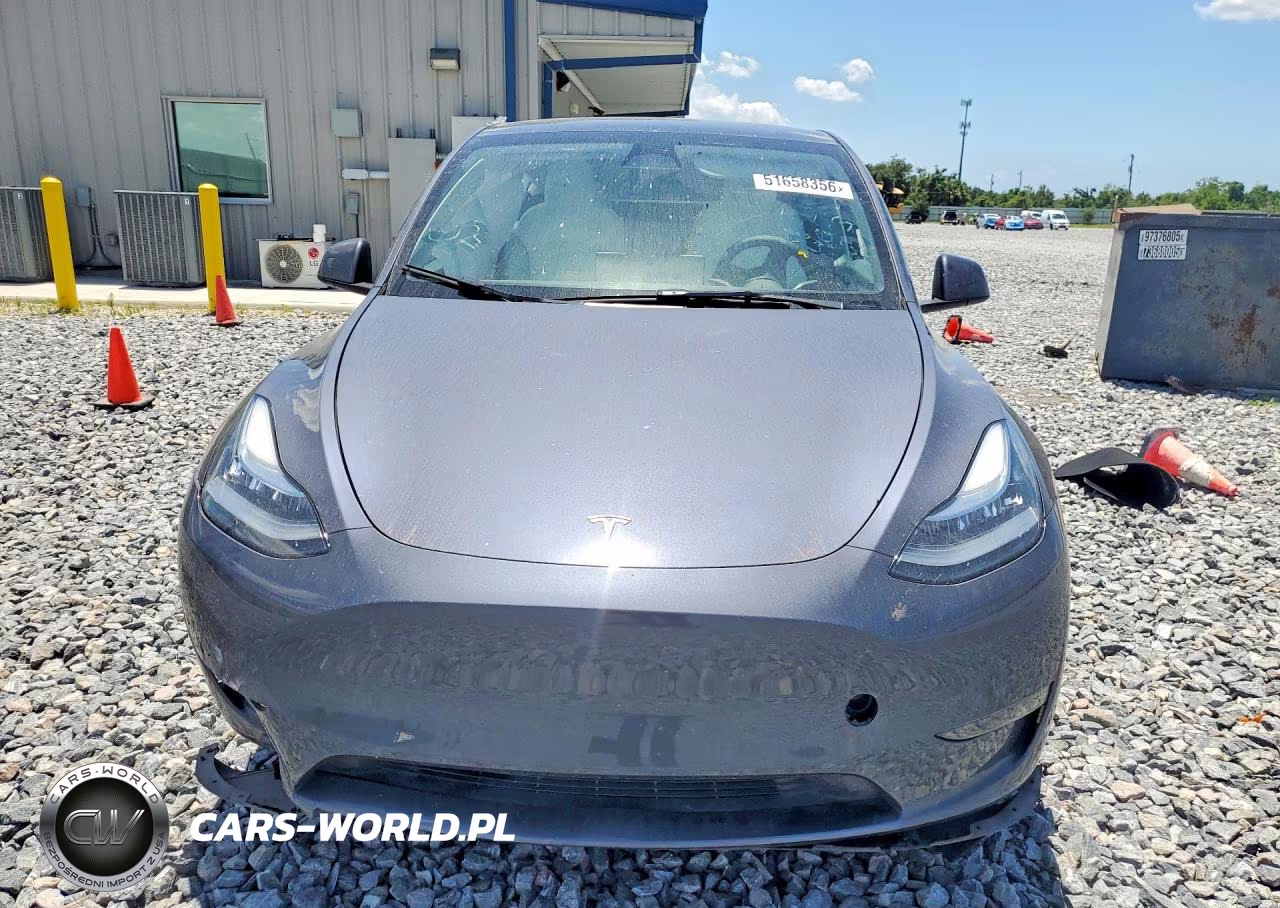 2023 Tesla Model Y VIN:7SAYGDEEXPF619620 - 5