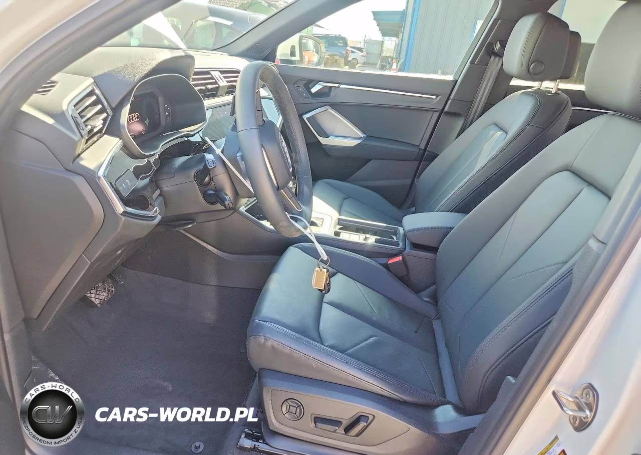 2025 Audi Q3 Premium S Line 45 VIN:WA1DECF32S1109511 - 7