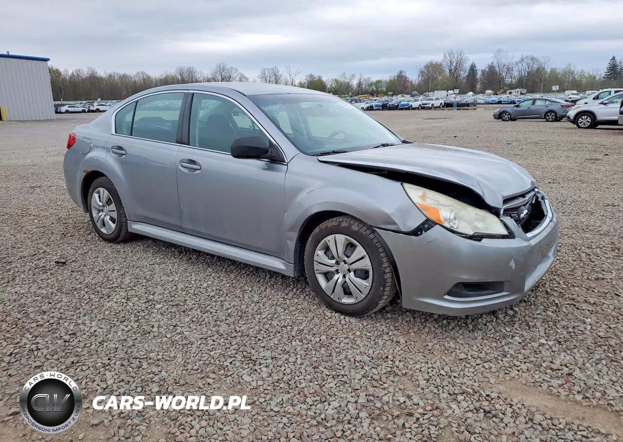 2010 Subaru Legacy 2.5I VIN:4S3BMBA62A3247208 - 4