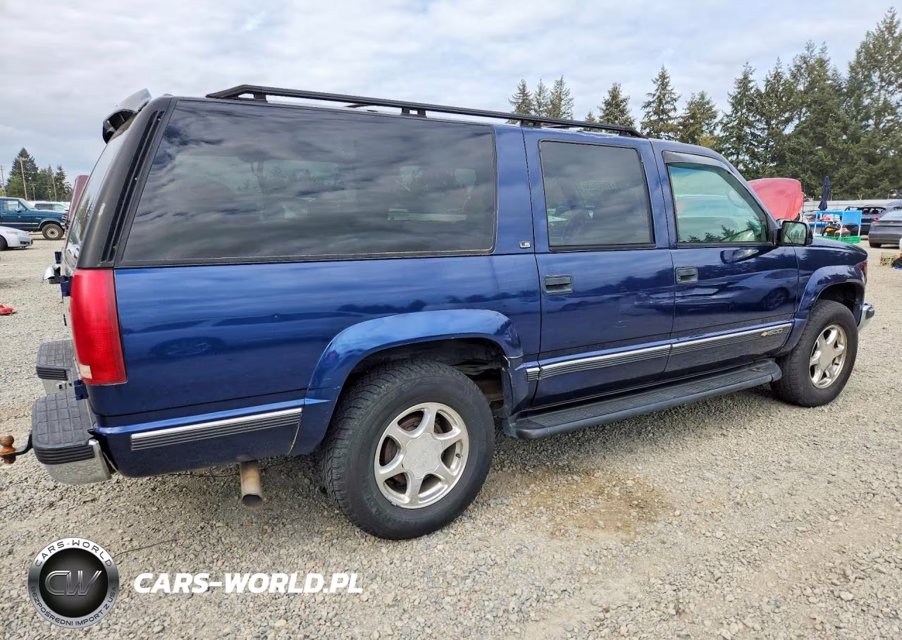 1998 Chevrolet Suburban K1500 VIN:1GNFK16R3WJ315384 - 3