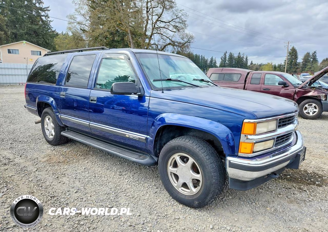 1998 Chevrolet Suburban K1500 VIN:1GNFK16R3WJ315384 - 4