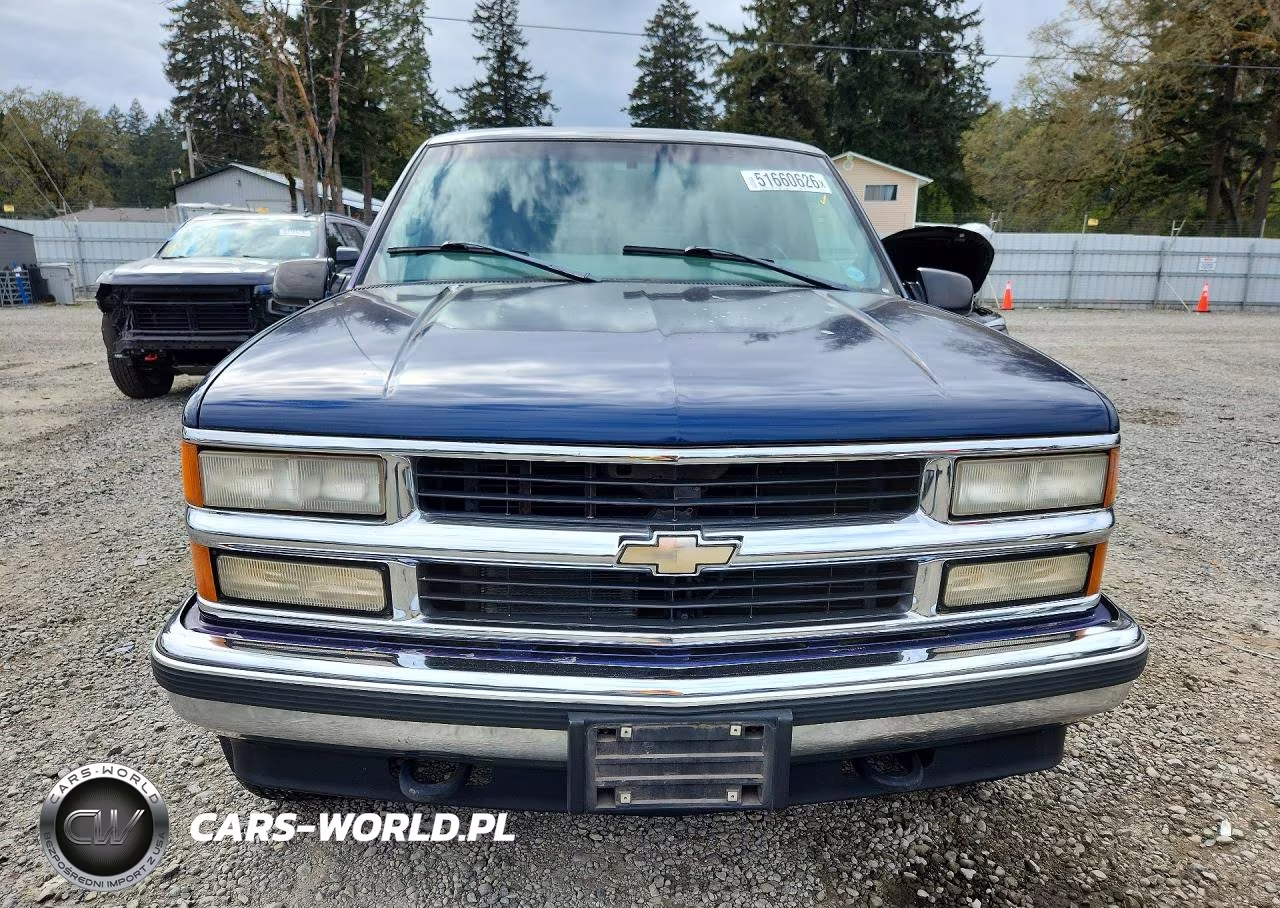 1998 Chevrolet Suburban K1500 VIN:1GNFK16R3WJ315384 - 5