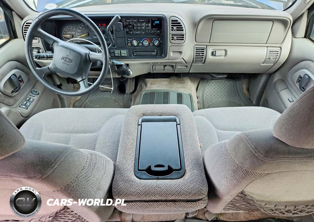 1998 Chevrolet Suburban K1500 VIN:1GNFK16R3WJ315384 - 8
