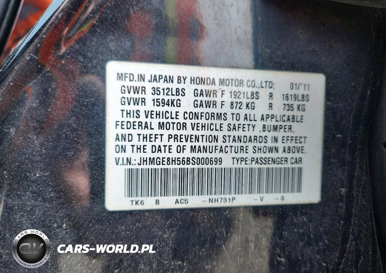 2011 Honda Fit Sport VIN:JHMGE8H56BS000699 - 13