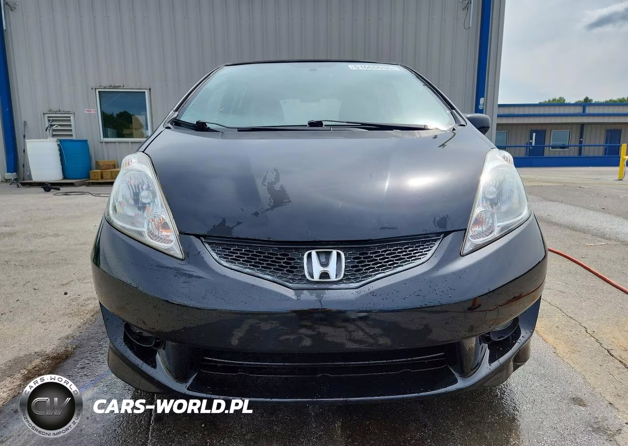 2011 Honda Fit Sport VIN:JHMGE8H56BS000699 - 5