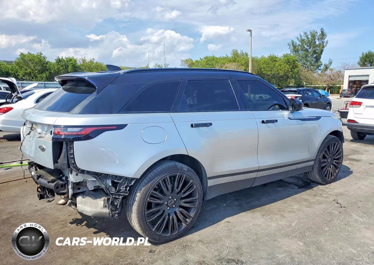 2019 Land Rover Range Rover Velar S VIN:SALYB2EX6KA221073 - 3