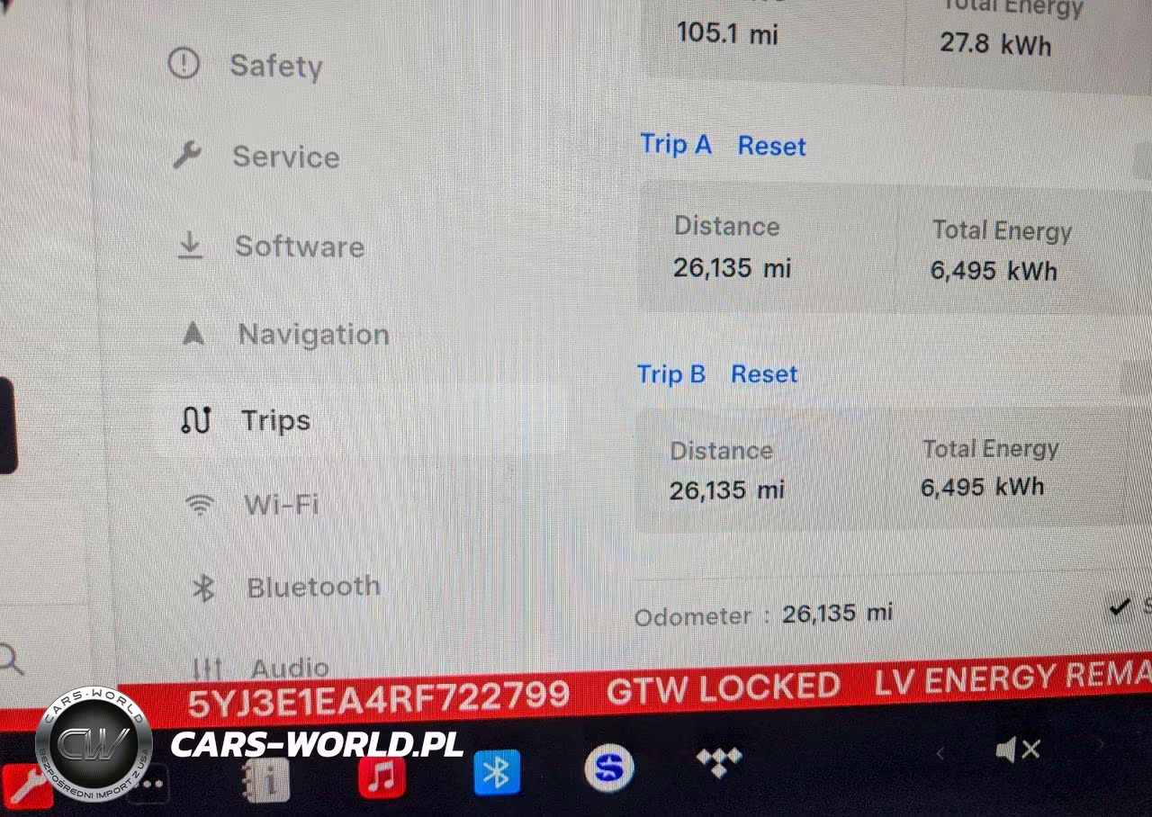 2024 Tesla Model 3 VIN:5YJ3E1EA4RF722799 - 9
