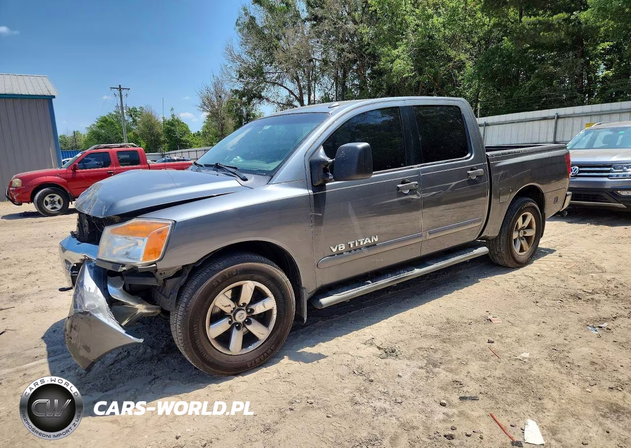 2013 Nissan Titan Sv