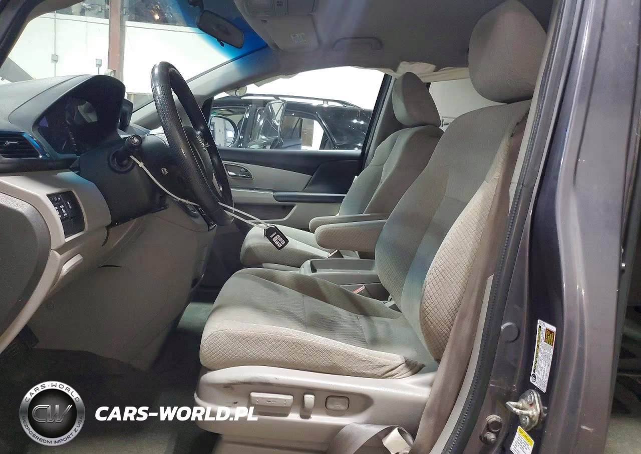 2015 Honda Odyssey Ex VIN:5FNRL5H48FB026052 - 7