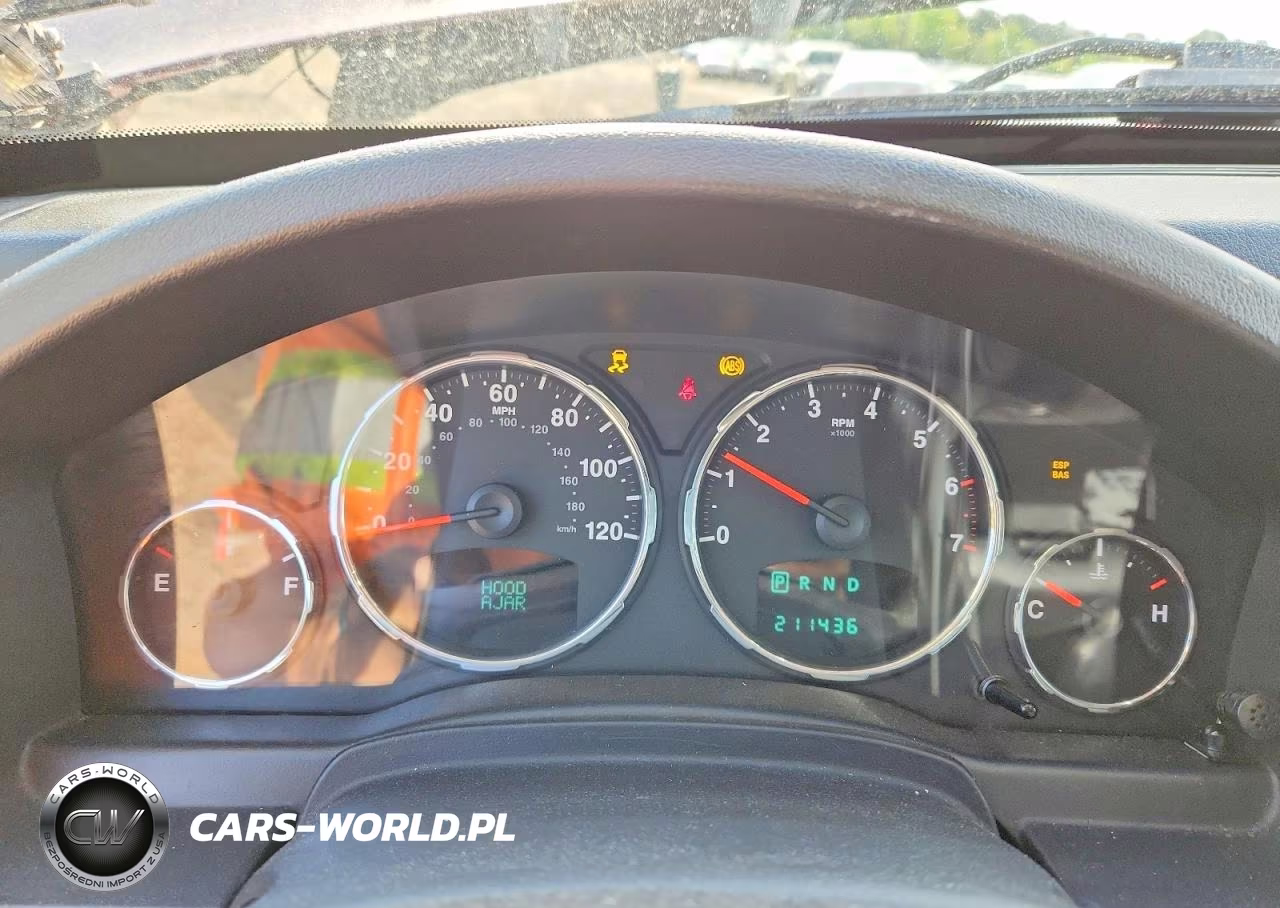 2009 Jeep Liberty Limited VIN:1J8GN58K79W512375 - 9