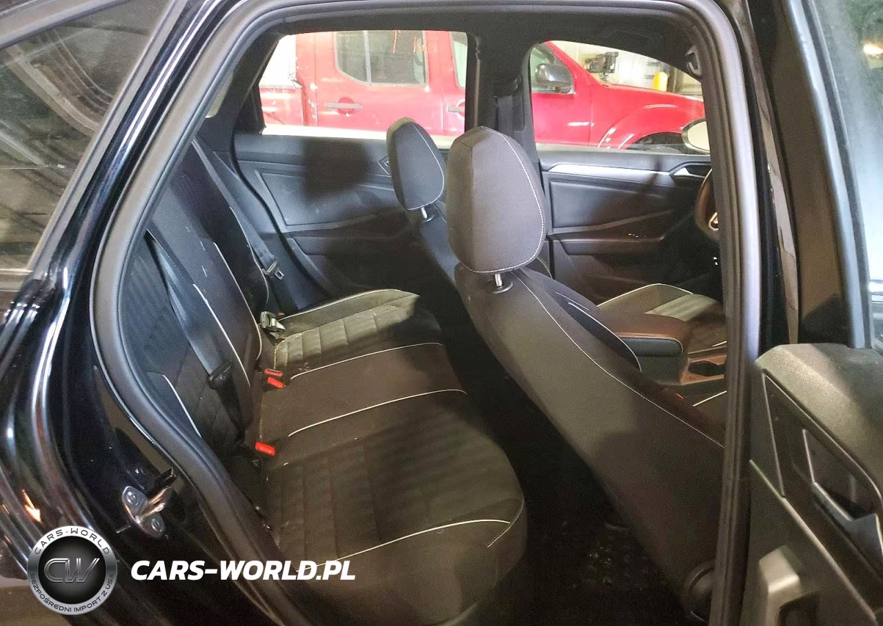 2024 Volkswagen Jetta Sport VIN:3VWBM7BU3RM007795 - 10