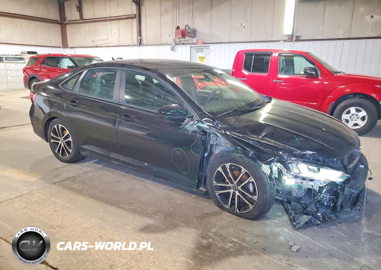 2024 Volkswagen Jetta Sport VIN:3VWBM7BU3RM007795 - 4