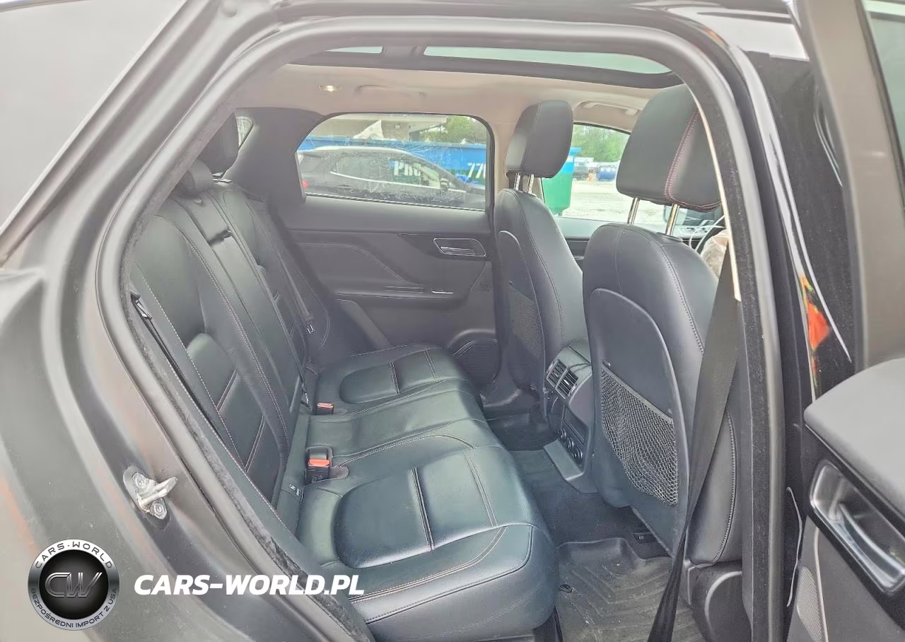 2020 Jaguar F-Pace Prestige VIN:SADCK2GX3LA635531 - 11