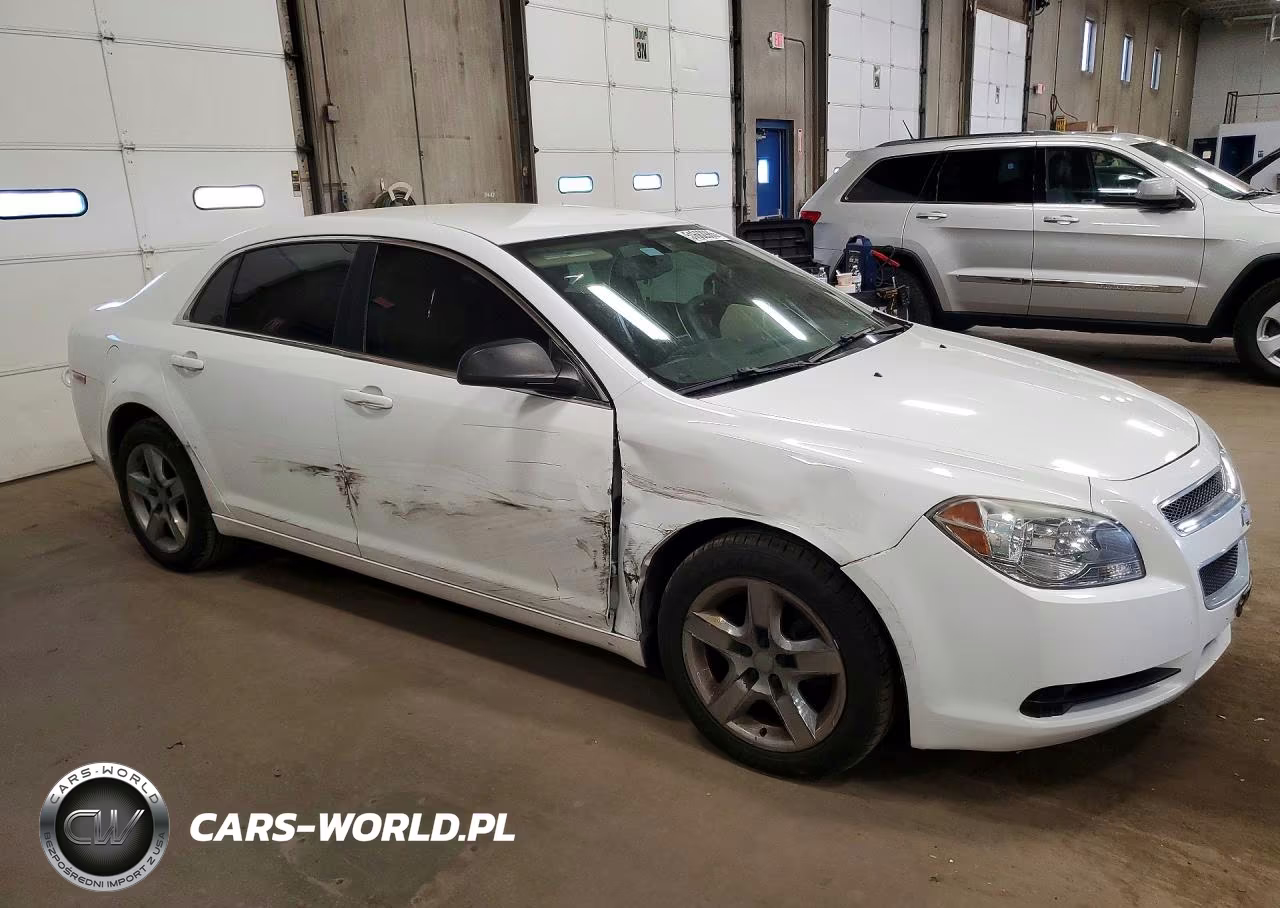 2011 Chevrolet Malibu Ls VIN:1G1ZB5E18BF131511 - 4