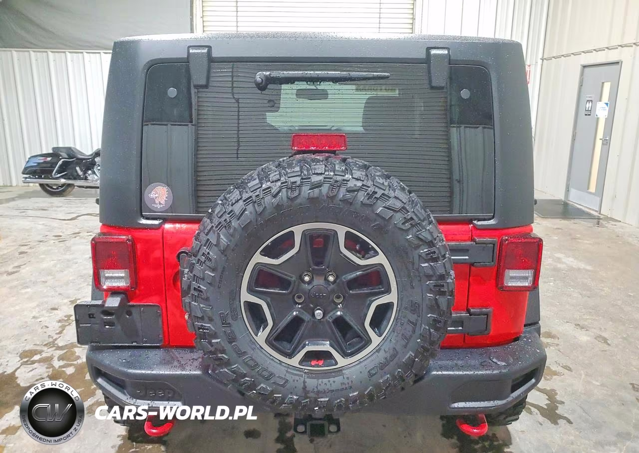 2015 Jeep Wrangler Rubicon VIN:1C4BJWCG2FL755482 - 6