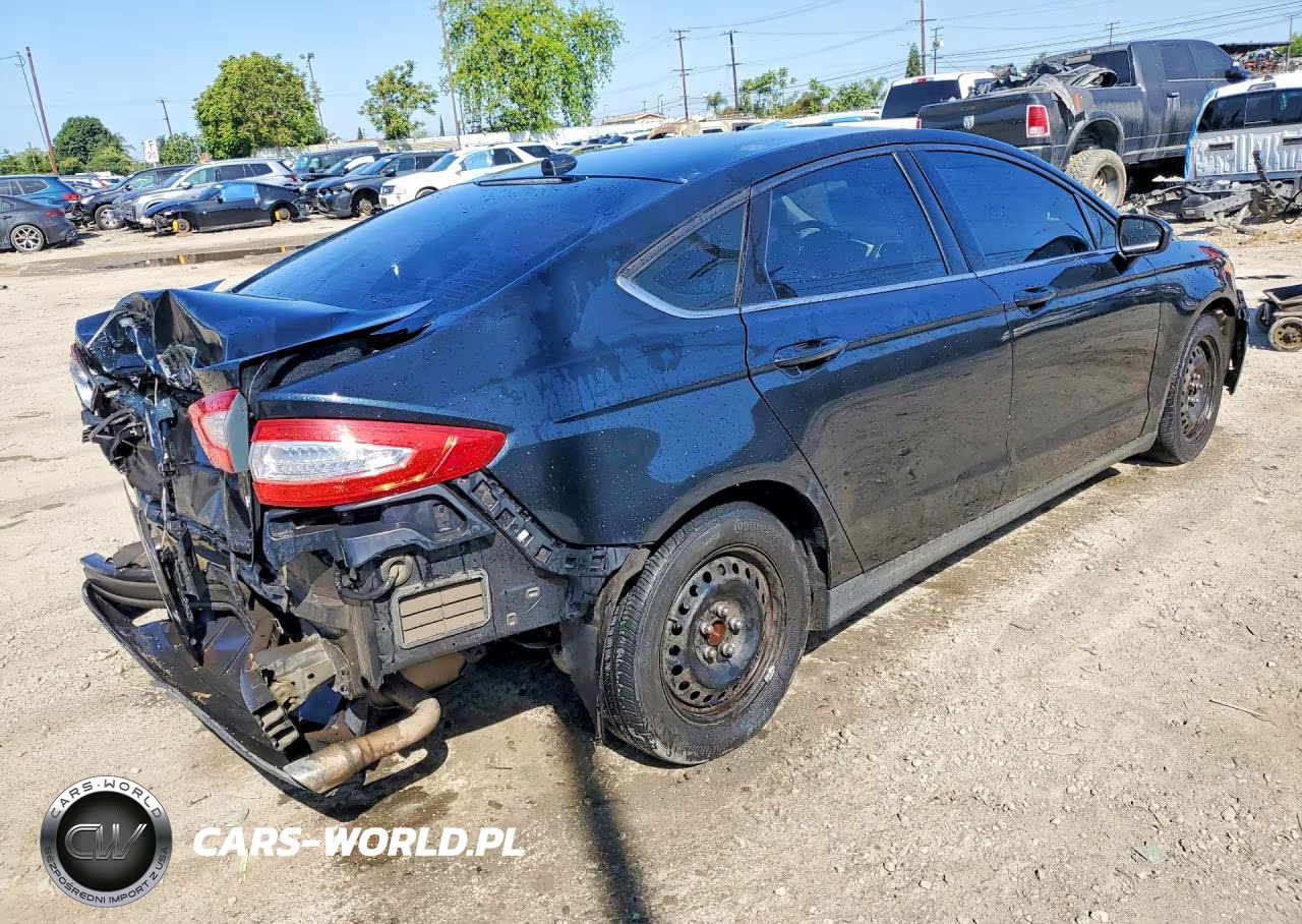 2014 Ford Fusion S VIN:3FA6P0G78ER269871 - 3
