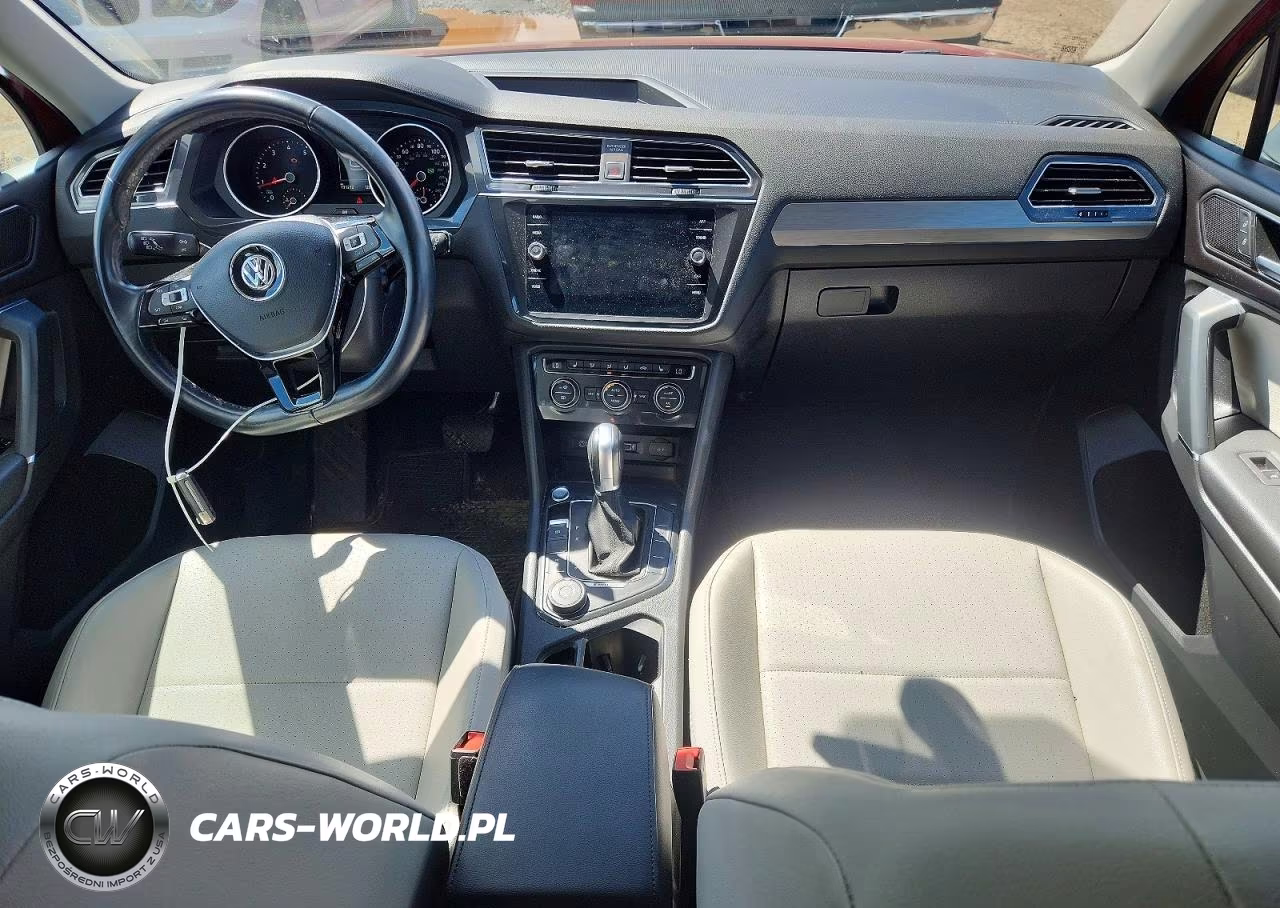 2018 Volkswagen Tiguan Se VIN:3VV2B7AX6JM068035 - 8