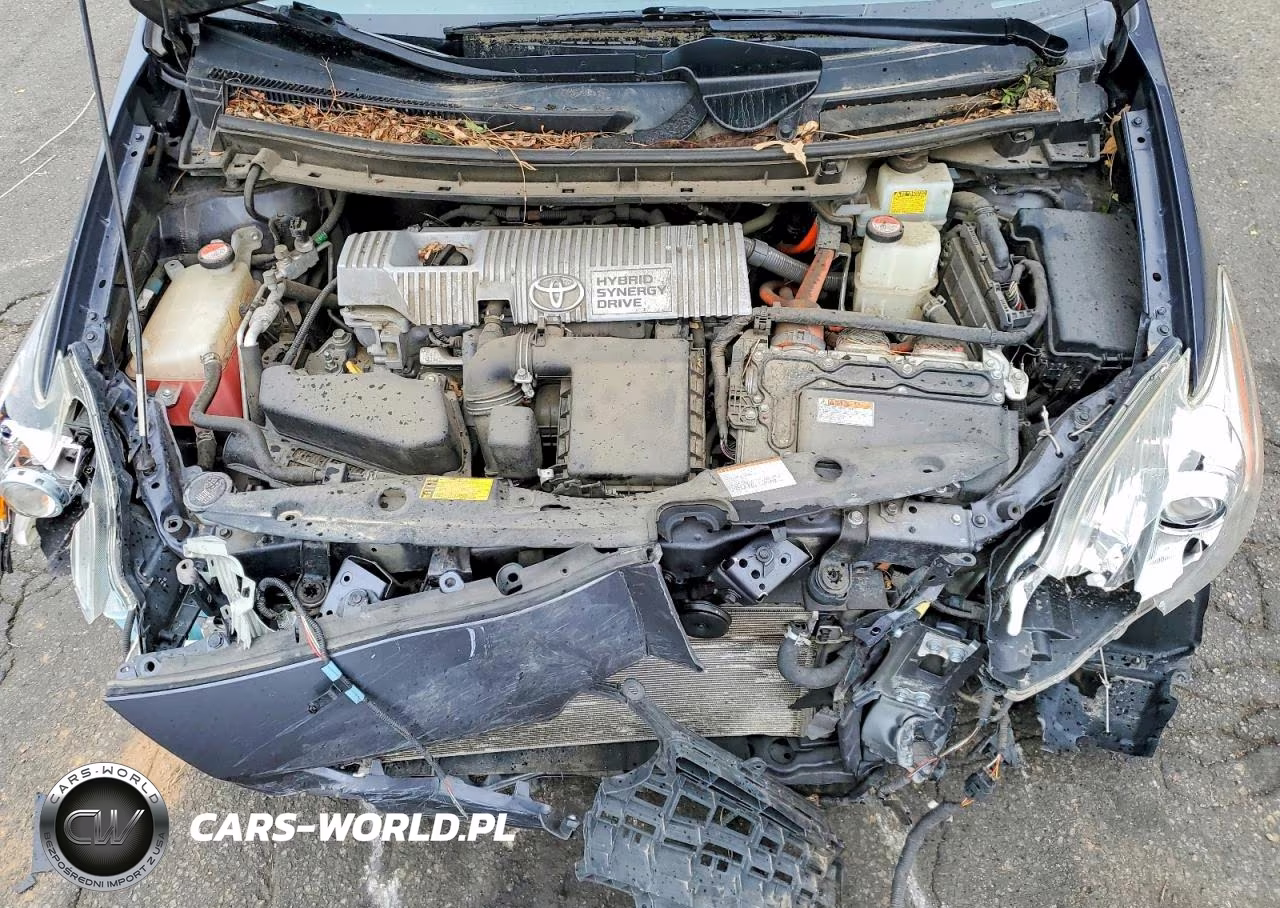 2015 Toyota Prius Two VIN:JTDKN3DU1F1929674 - 11