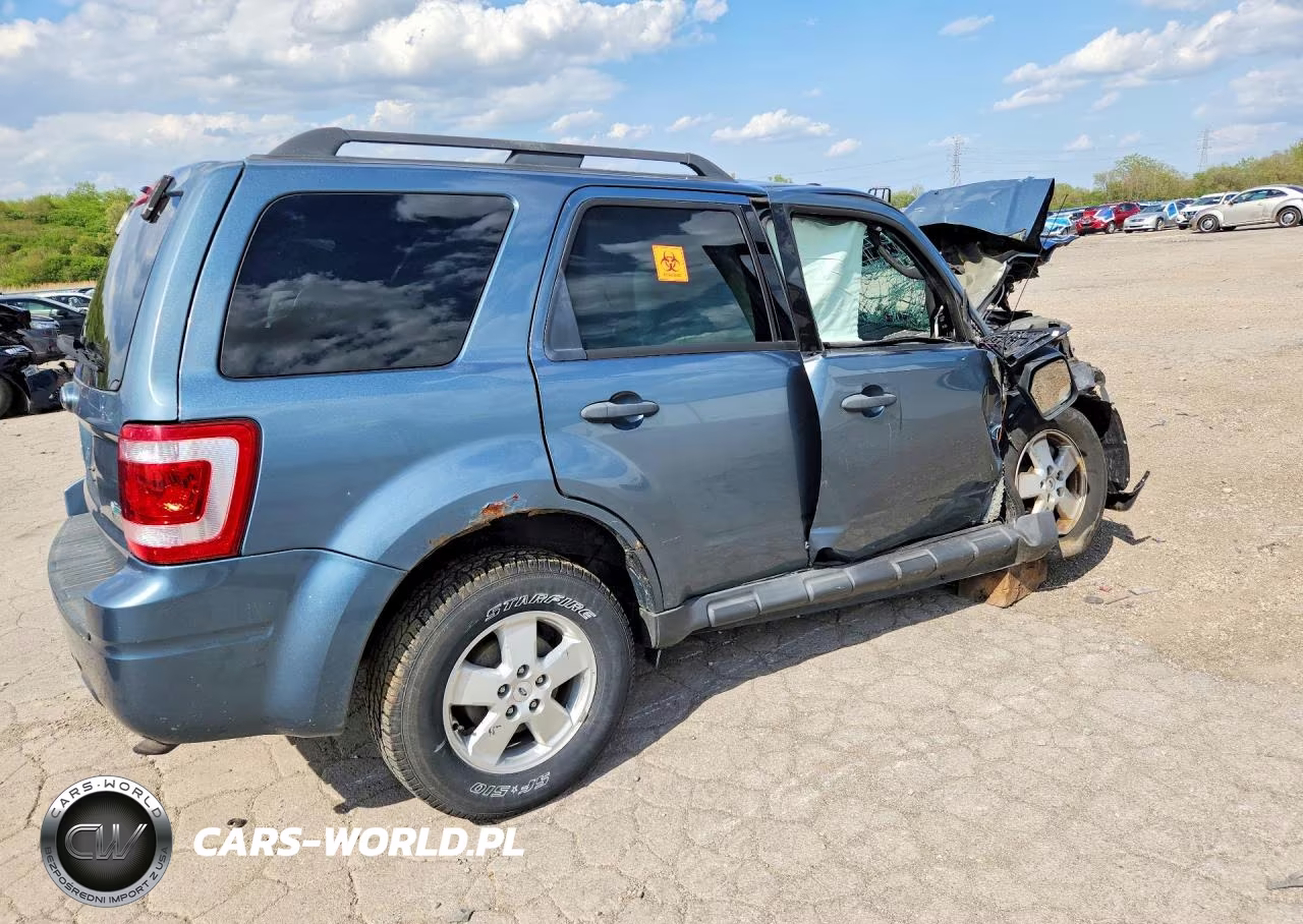2012 Ford Escape Xlt VIN:1FMCU0DG1CKA99778 - 3