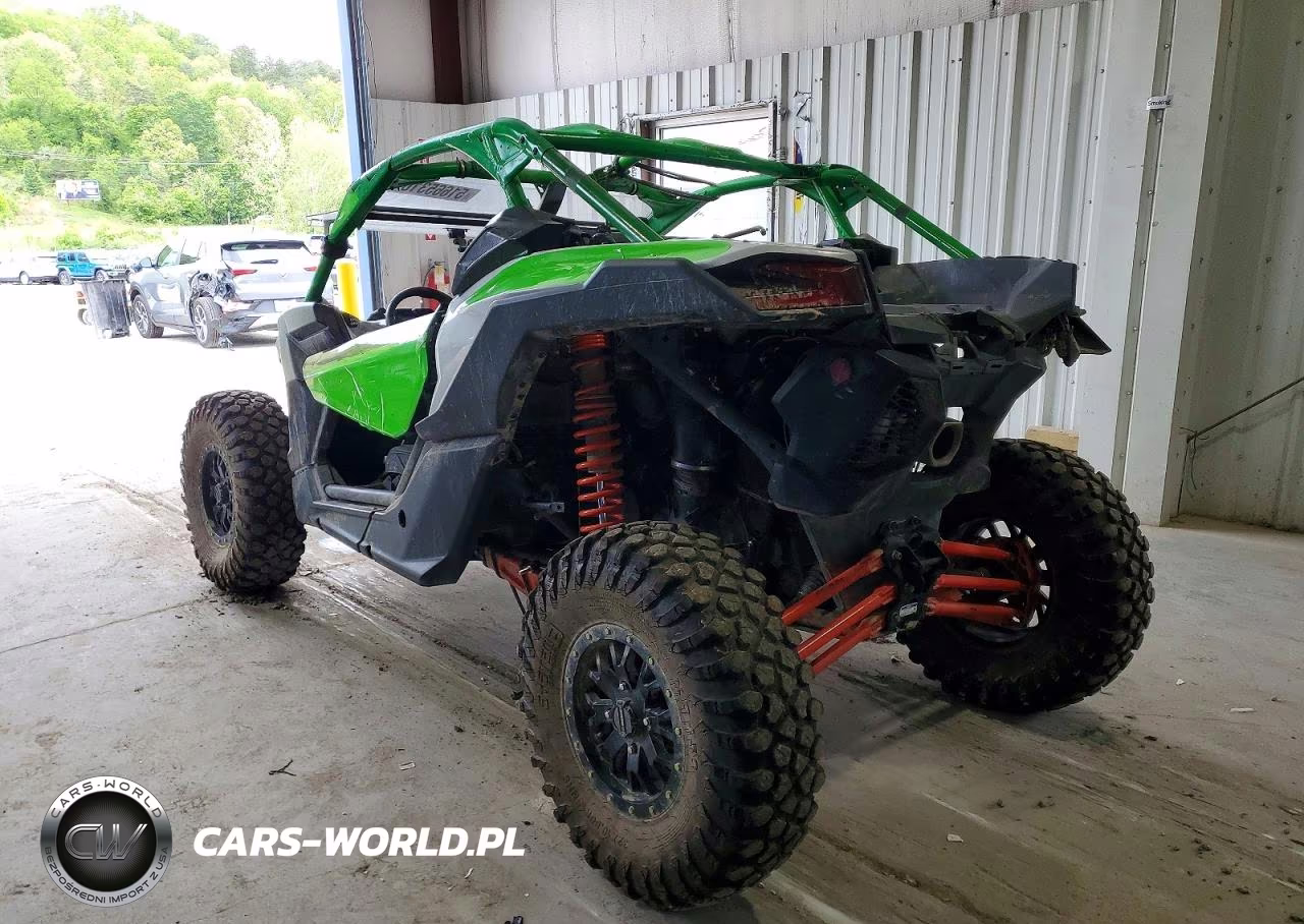 2024 Can-Am Maverick X3 Utility Vehicle VIN:3JBVJAY46RE001175 - 3