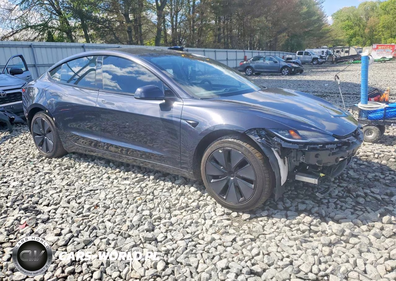 2024 Tesla Model 3 VIN:5YJ3E1EB3RF801146 - 4