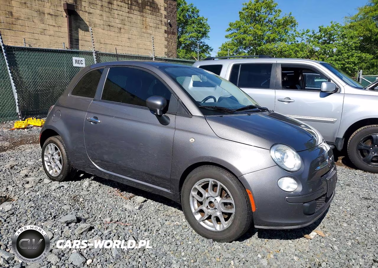 2013 Fiat 500 Pop VIN:3C3CFFAR5DT561433 - 4