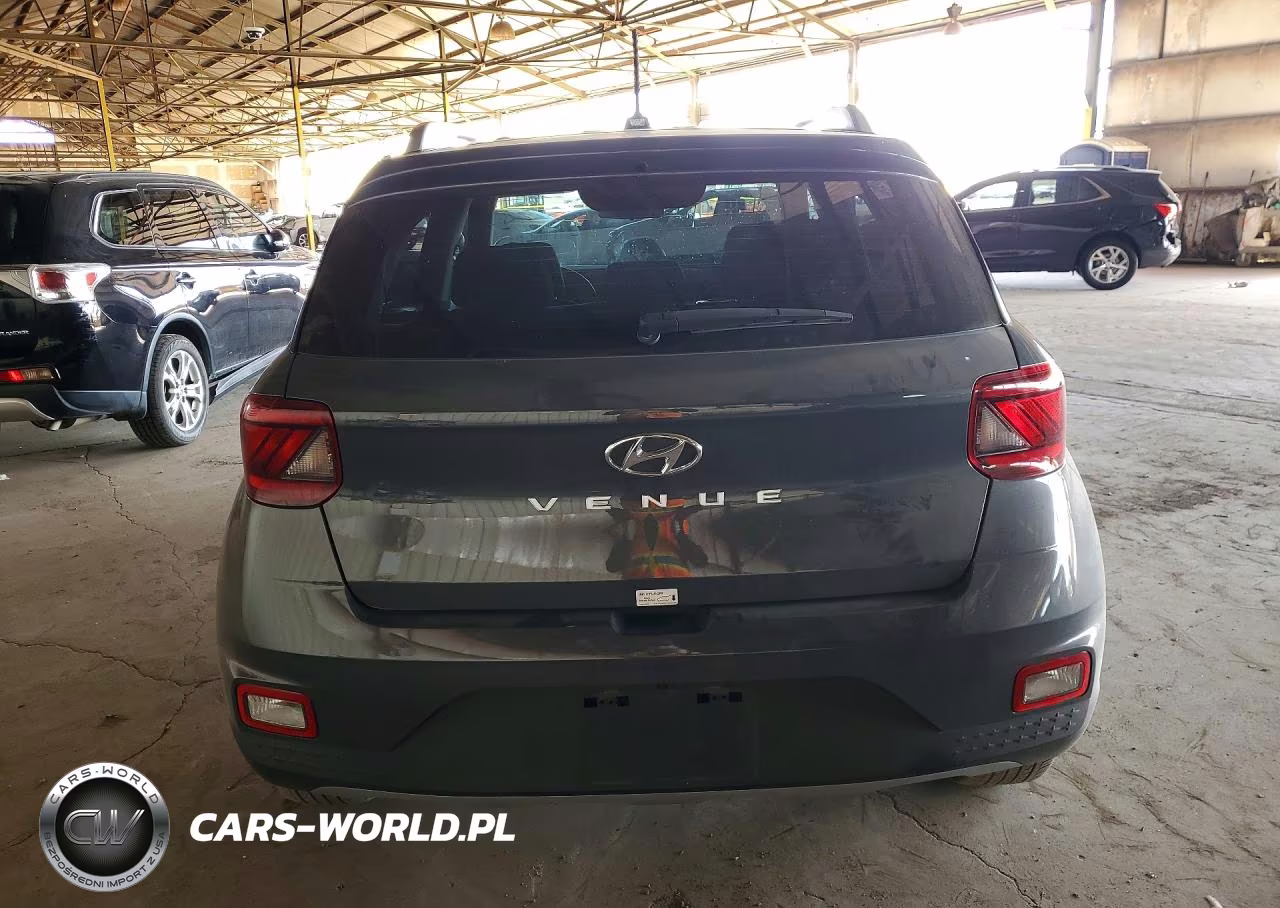 2025 Hyundai Venue Sel VIN:KMHRC8A37SU394741 - 6