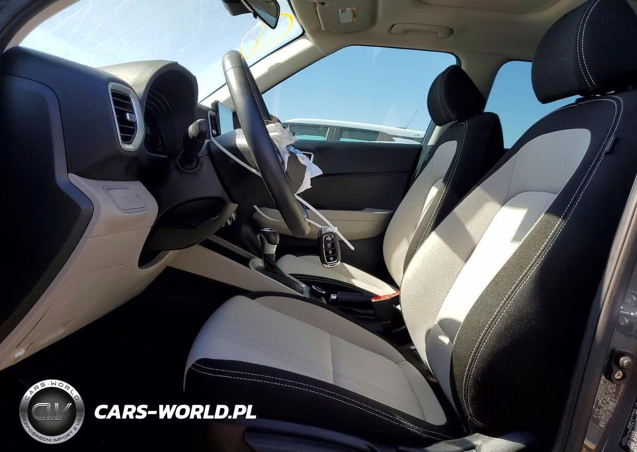 2025 Hyundai Venue Sel VIN:KMHRC8A37SU394741 - 7