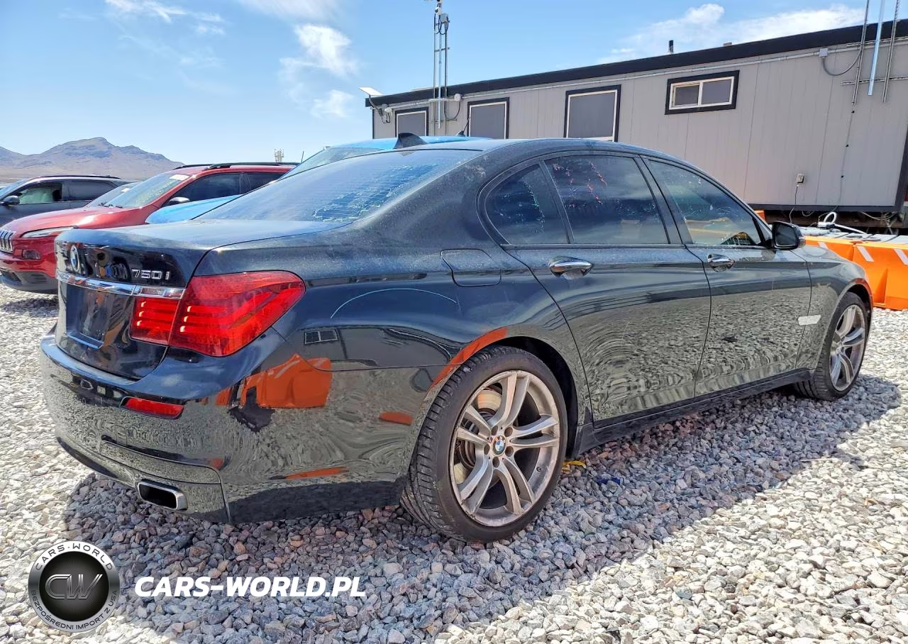 2013 BMW 750 I VIN:WBAYA8C51DC996626 - 3