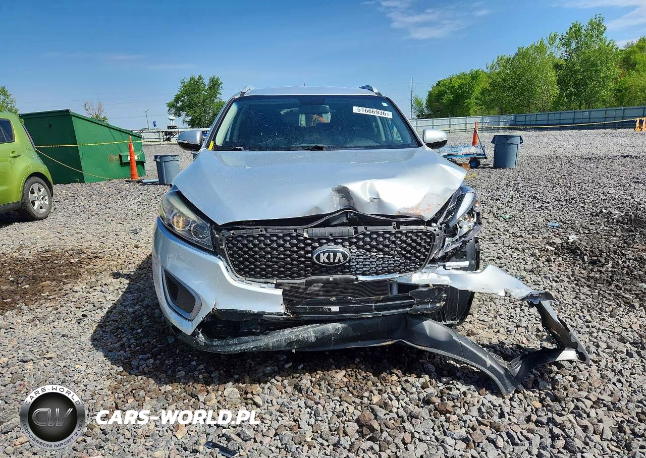 2017 Kia Sorento Lx V6 VIN:5XYPGDA59HG329894 - 5