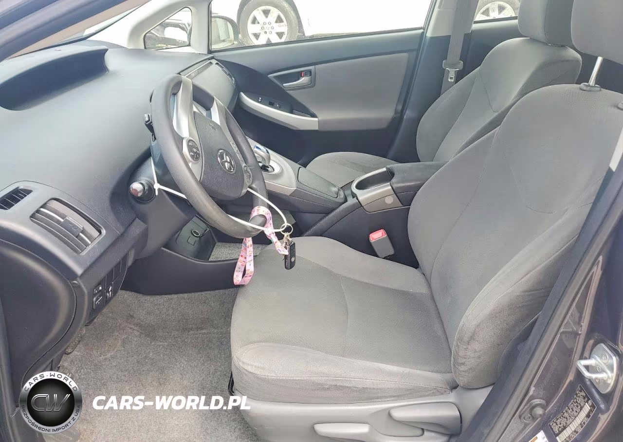 2012 Toyota Prius Three VIN:JTDKN3DU5C1552729 - 7