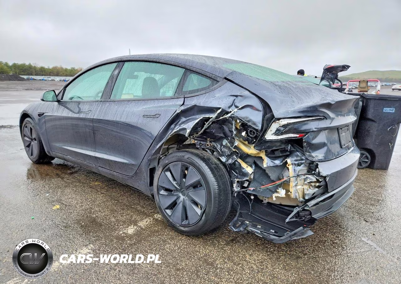 2024 Tesla Model 3 VIN:5YJ3E1EA4RF722883 - 2