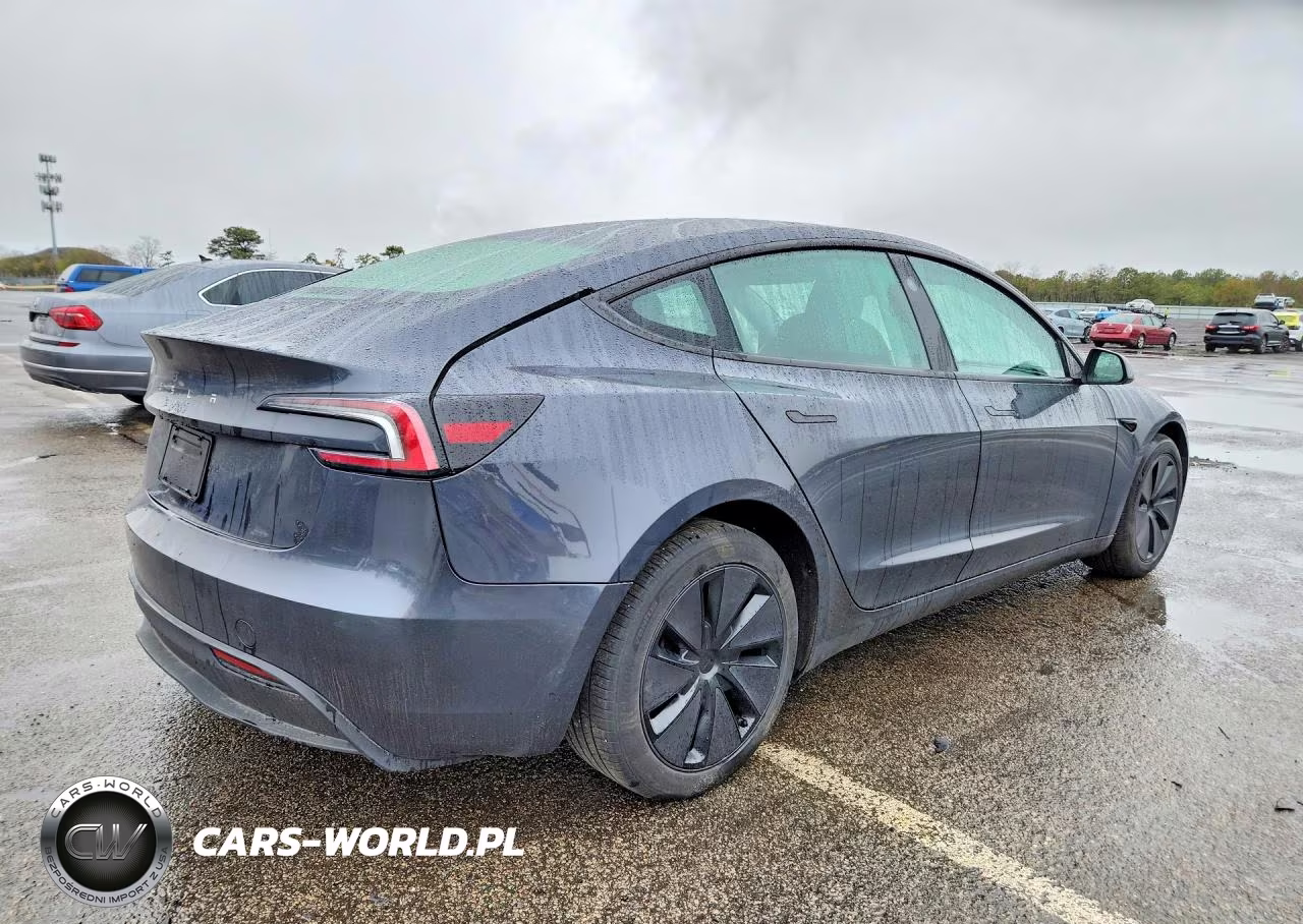 2024 Tesla Model 3 VIN:5YJ3E1EA4RF722883 - 3