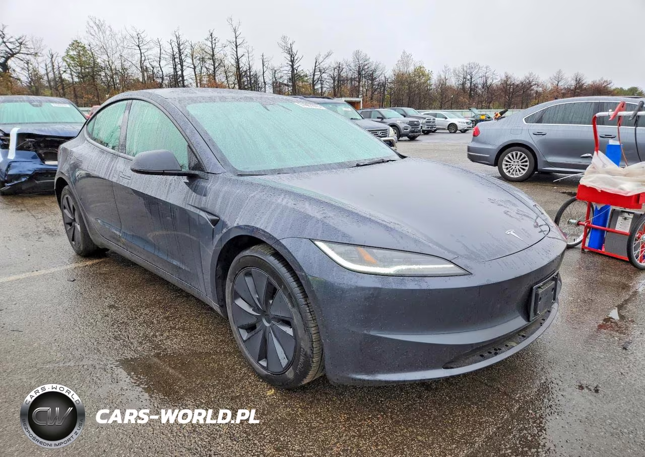 2024 Tesla Model 3 VIN:5YJ3E1EA4RF722883 - 4