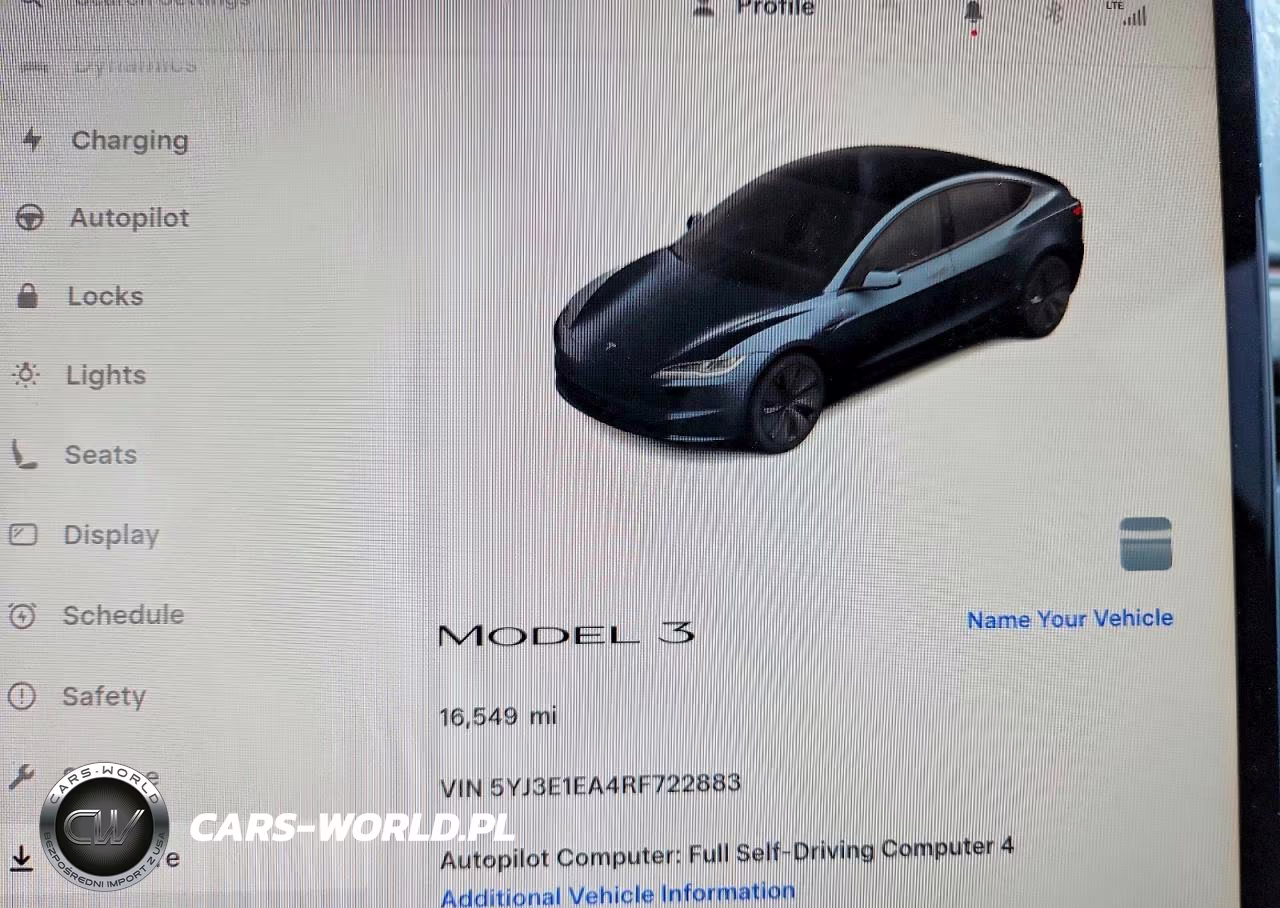 2024 Tesla Model 3 VIN:5YJ3E1EA4RF722883 - 9