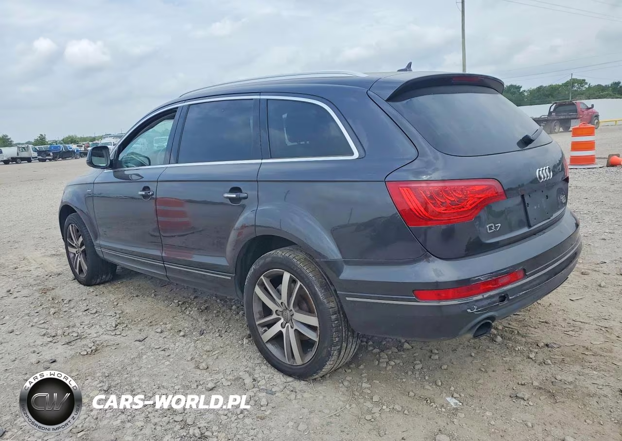 2015 Audi Q7 Premium Plus VIN:WA1LGAFE7FD006973 - 2